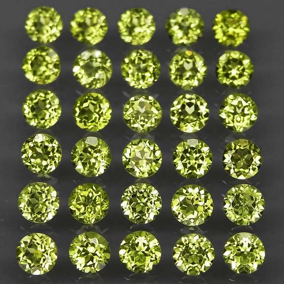 Solitaire cut! Unheated! 8.99ct Peridot set