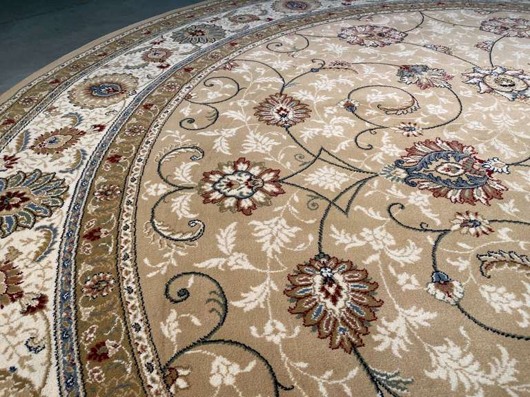 Stunning European Blend of Fashion & Tradition 6' Round