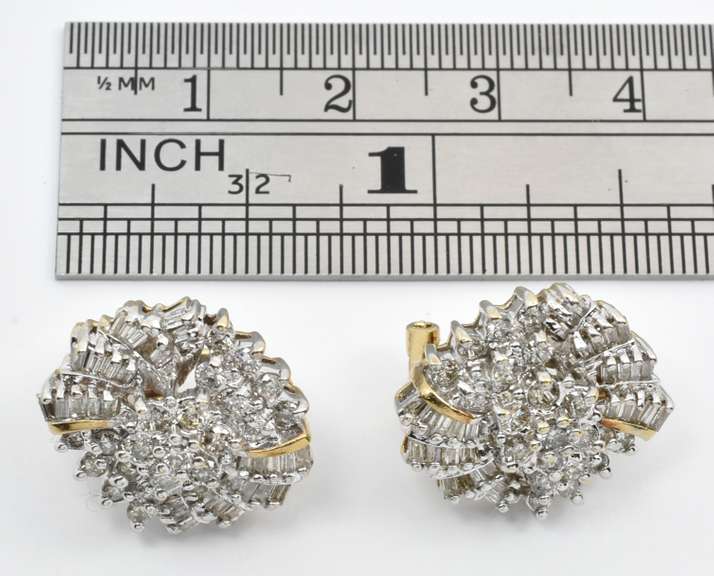 Flashy Diamond Cluster Earrings