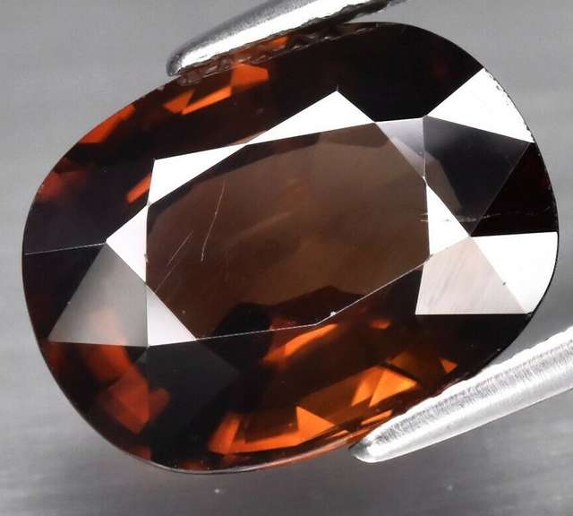 Top luster 7.22ct Imperial Zircon