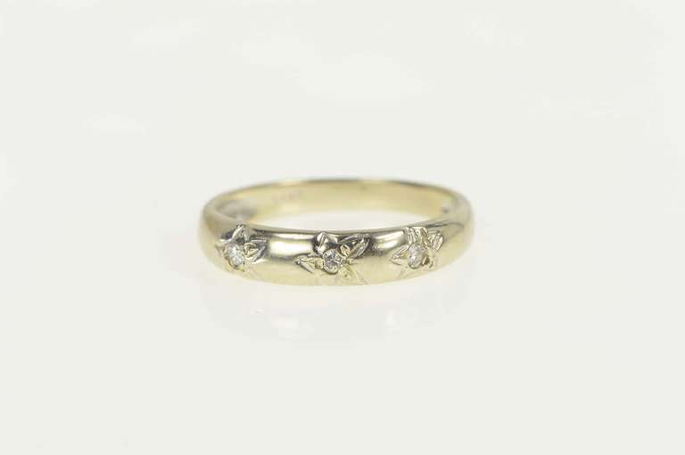 14K White Gold Retro Diamond Star Pattern Wedding Band Ring
