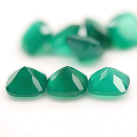 Breath taking 16.06ct mint green Botswana Agate set