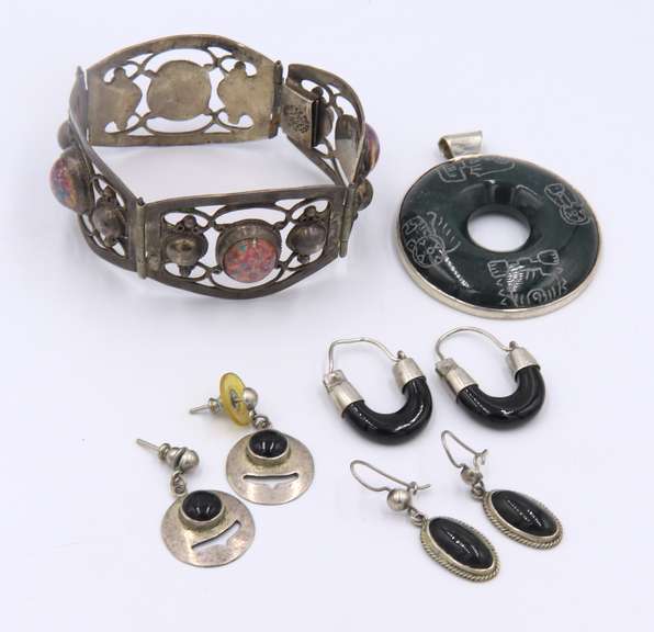 Miscellaneous Lot of Vintage Sterling Jewelry