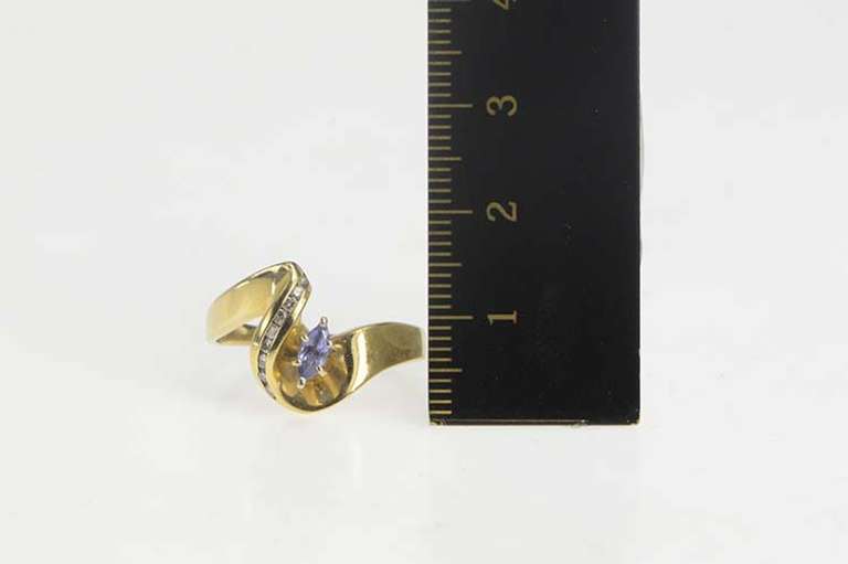 14K Yellow Gold Marquise Tanzanite Diamond Wavy Design Ring