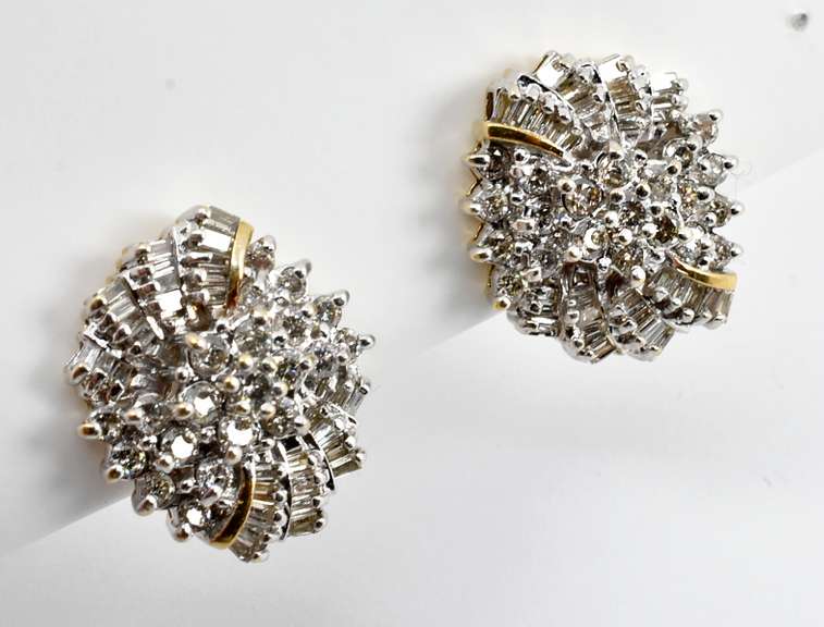 Flashy Diamond Cluster Earrings