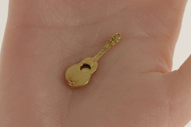 14K Yellow Gold 3D Classical Guitar Music Instrument Charm/Pendant