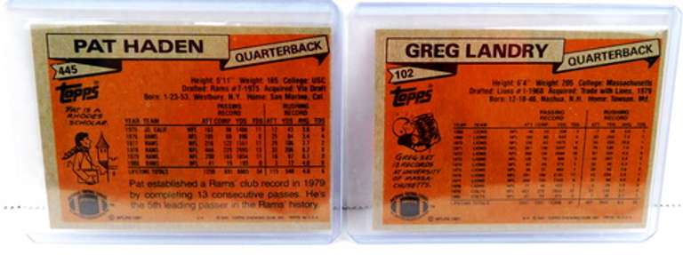 2 Topps 1982 QB Greats