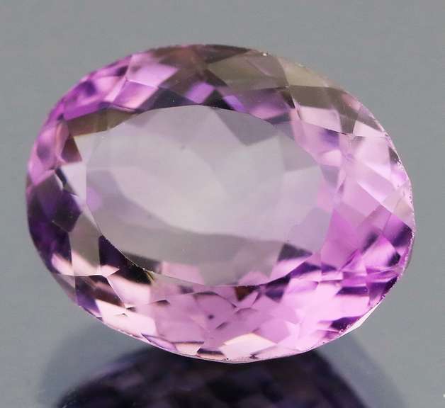 Striking 9.41ct violet Amethyst