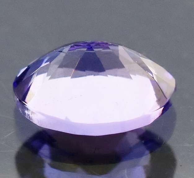 Vivid 1.05ct violet blue Tanzanite