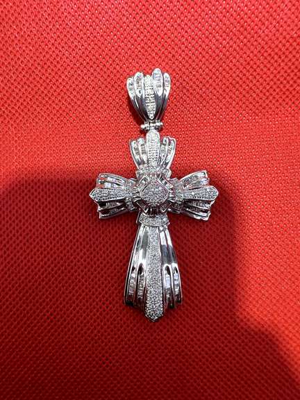 RELIGIOUS 14K WHITE GOLD CROSS WITH 2.00 CARATS DIAMOND IN TOTAL