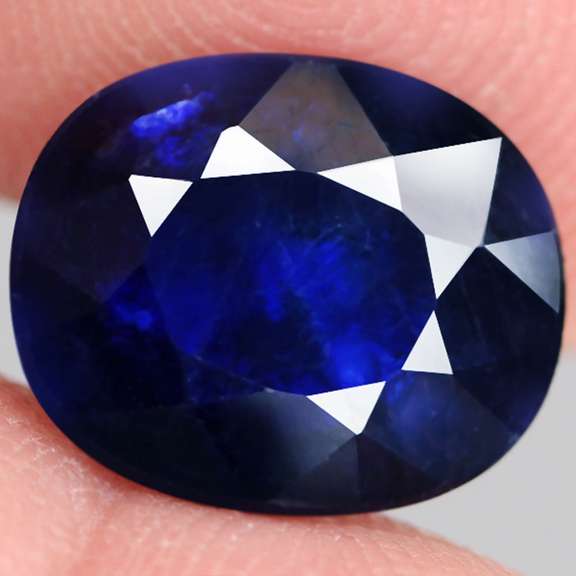 6.22ct big blue Sapphire from Mozambique