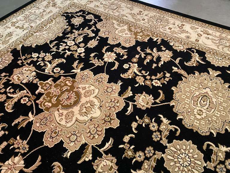 Exquisite Turkish Rug 8x11