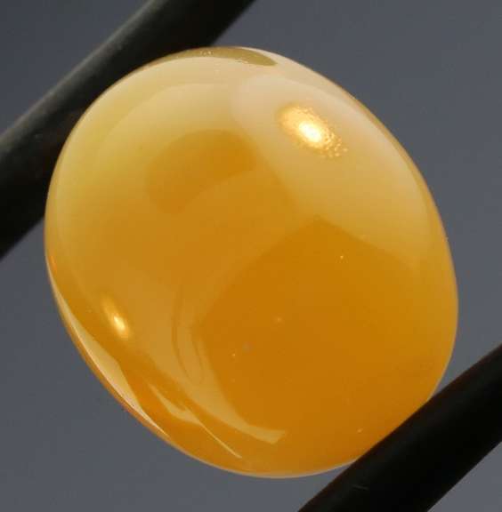 Gorgeous 5.01ct honey gold unheated Fire Opal