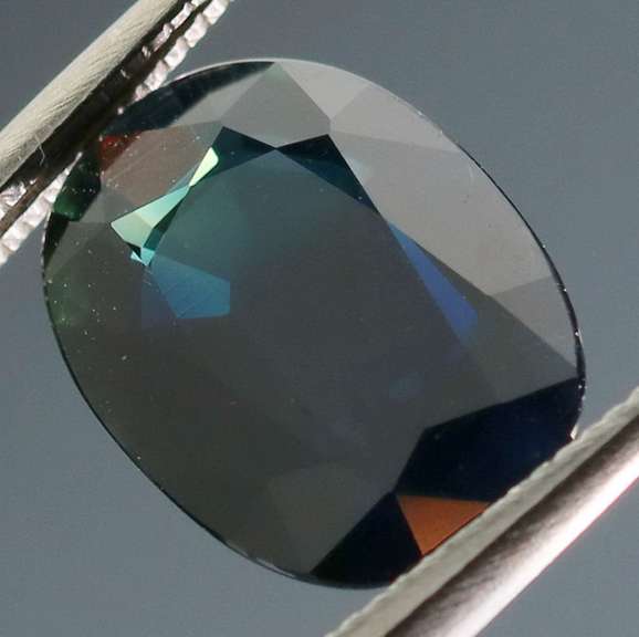 Certified! 2.45ct unheated midnight blue Sapphire