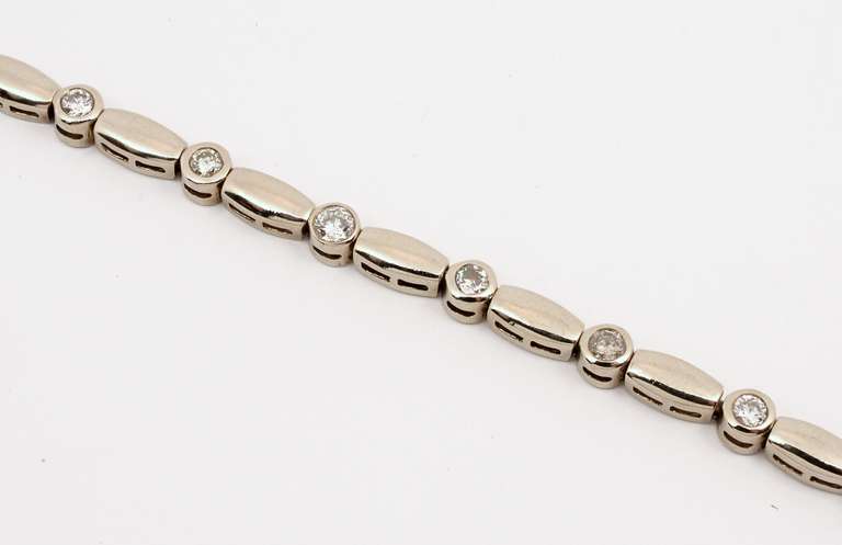 Pretty Bracelet with 1 Ct. of Diamonds