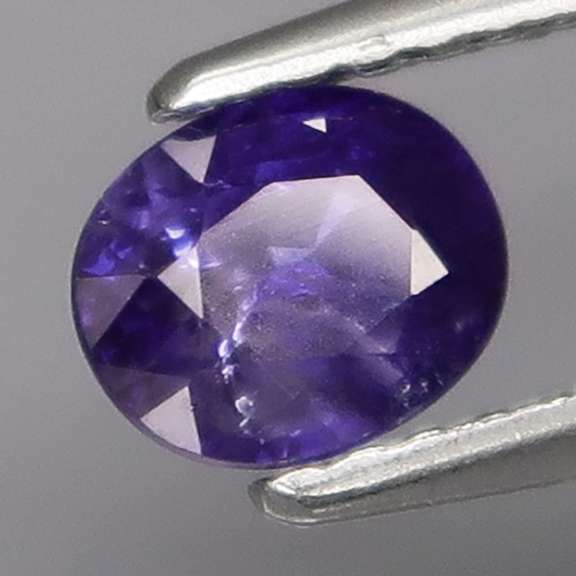 Top cornflower blue! .74ct Ceylon Sapphire