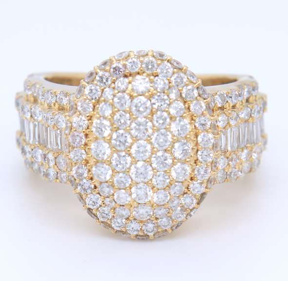 Masterpiece 7cts Diamond Cluster Yellow Gold Ring