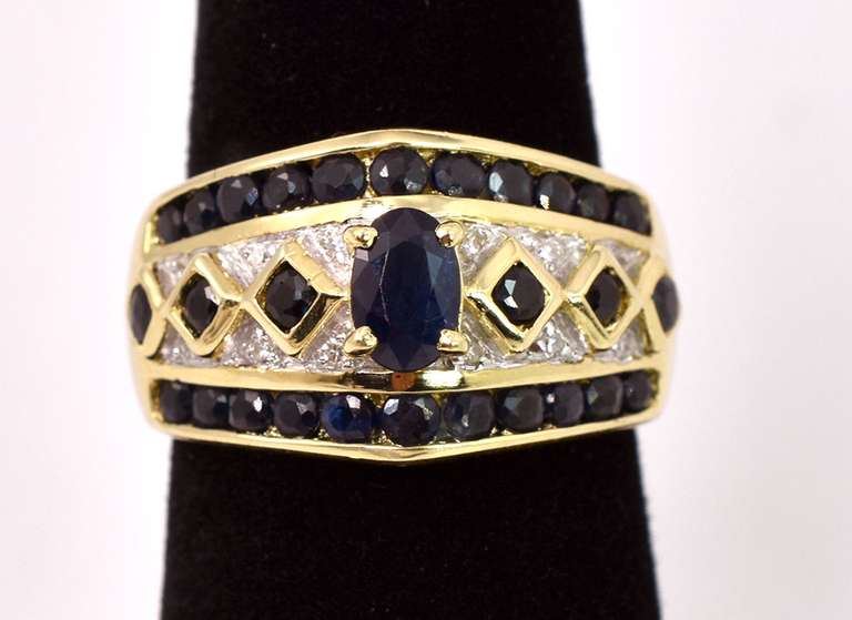 Sensational Sapphire and Diamond Ring in 14K Yellow Gold