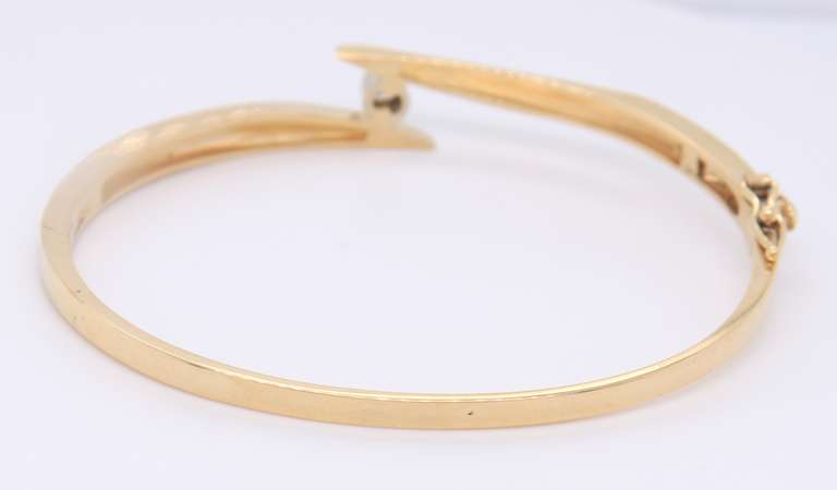 OUtsatnding 14kt Yellow Gold BEzel Set Diamond Bangle Bracelet