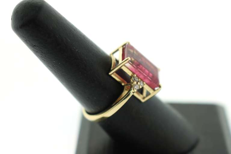 Unique Polychromatic Tourmaline Ring with 18k Yellow Gold
