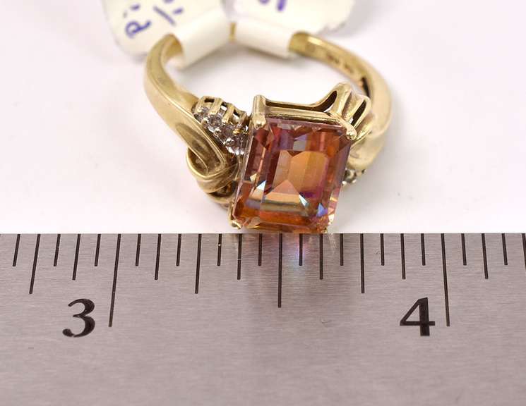 Tasteful Mystic Topaz and Diamond Ring in Yellow Gold