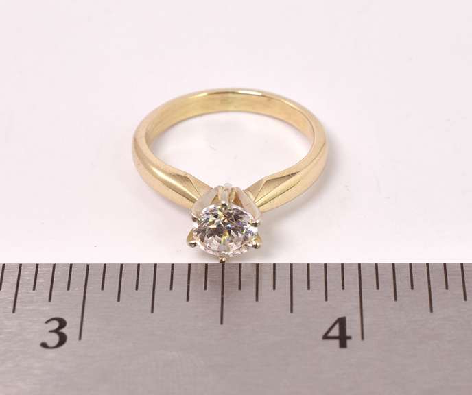 Sensational Solitaire CZ Ring in 14K Yellow Gold