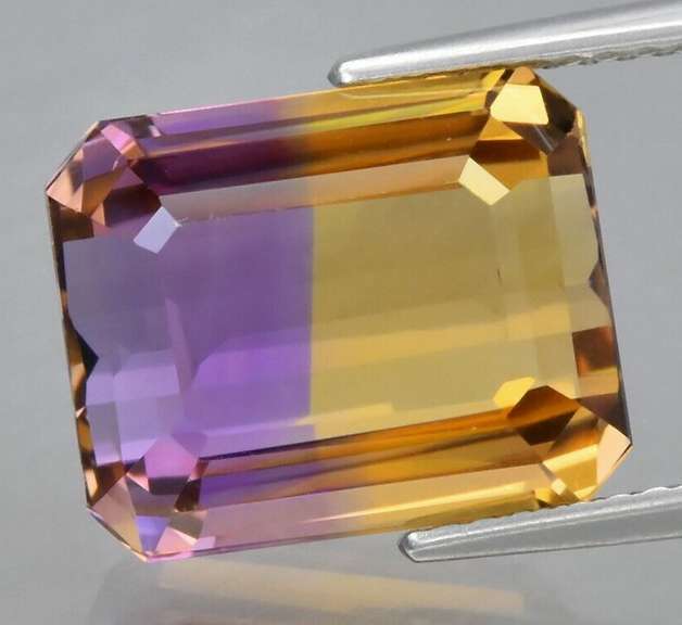 Spectacular 7.80ct natural Ametrine