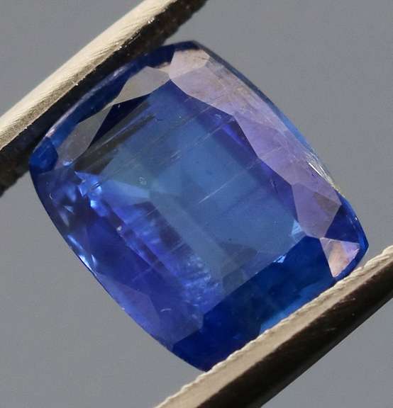 Premium 2.21ct sapphire blue Kyanite