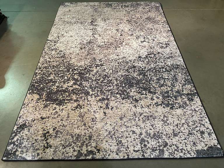 Magnificent Modern Rug 5x8