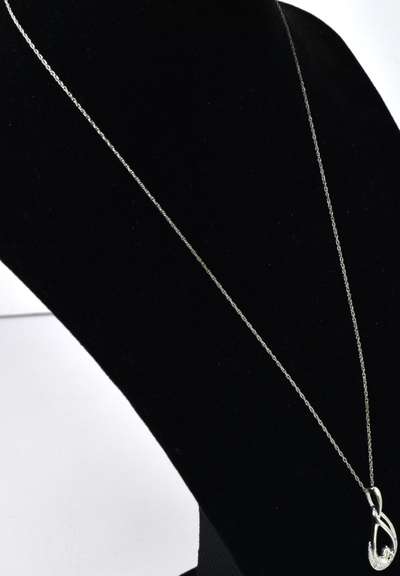 Sterling Silver Teardrop Pendant