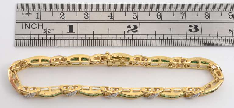 Lovely Baguette Emerald Bracelet