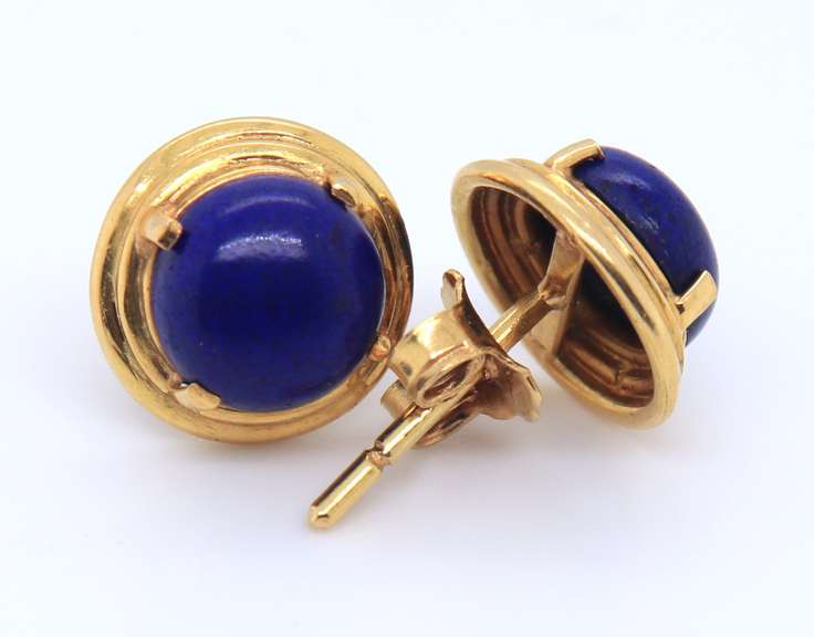 Fantastic Yellow Gold Lapis Stud Earrings