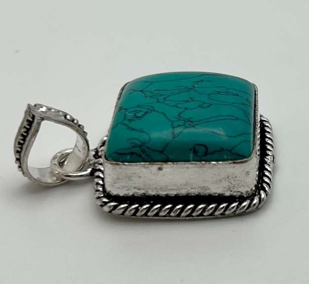 Beautiful handmade Tibetan Silver Pendant