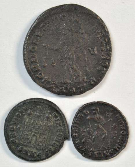 Large lot of 17 different Roman Ancient Bronze Folles