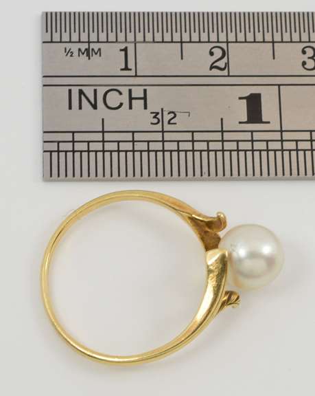 Lustrous Mikimoto Pearl Ring