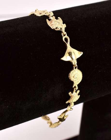 Lavish Ocean Themed Bracelet in 14K Yellow Gold