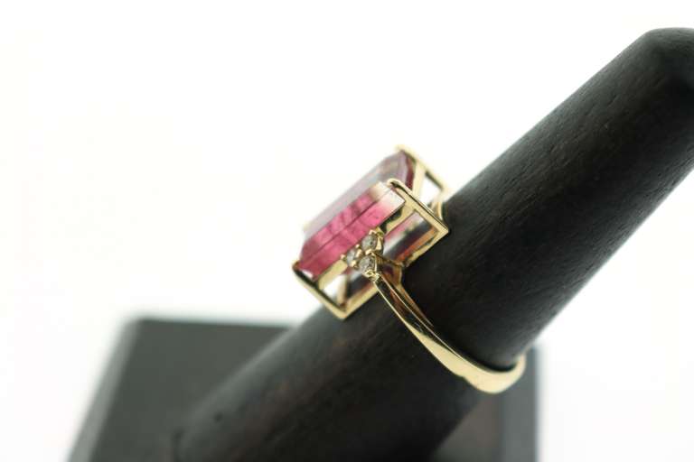 Unique Polychromatic Tourmaline Ring with 18k Yellow Gold