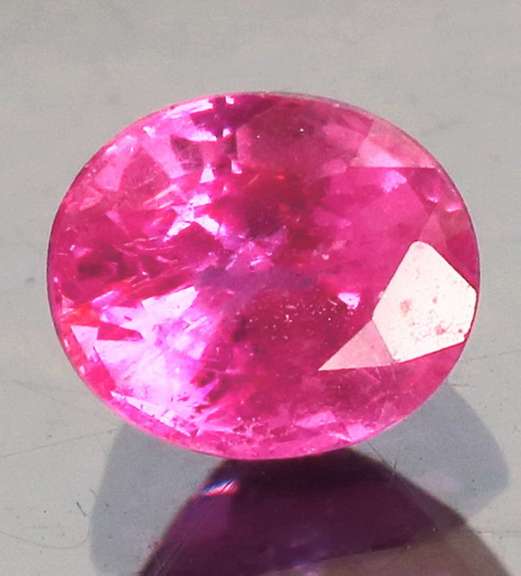 Rare HEATED ONLY! 1.17ct pink Sapphire!