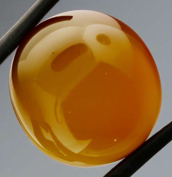 Gorgeous 19.58ct honey gold unheated Fire Opal