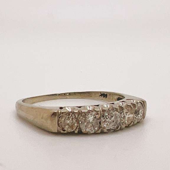 14kt White Gold & Diamond Band Ring