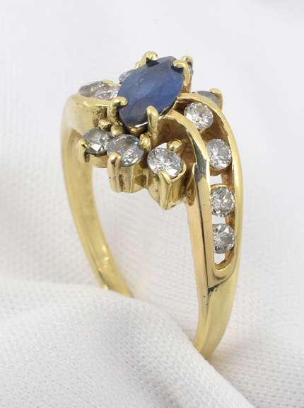Tasteful Marquise Sapphire & Diamond Ring
