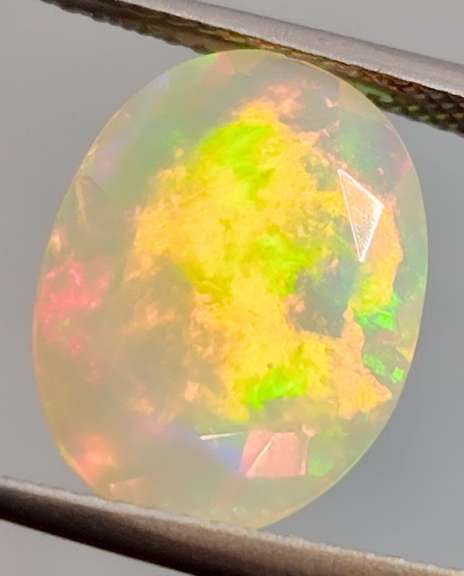 Fully faceted 3.46ct high fire floral block pattern Opal