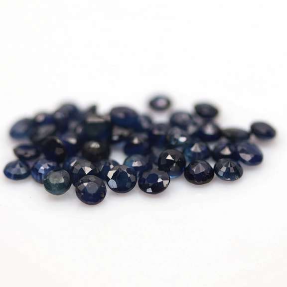 Heated! 7.94ct Royal blue Sapphire set from Madagascar