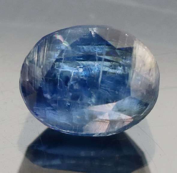Stunning 2.57ct sapphire blue Kyanite