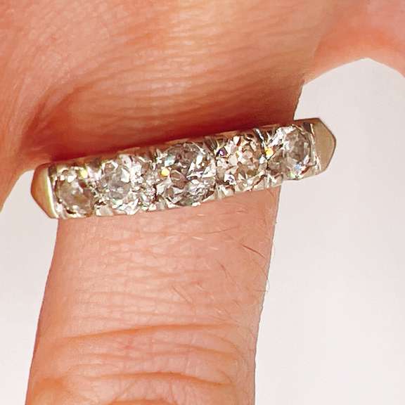 14kt White Gold & Diamond Band Ring