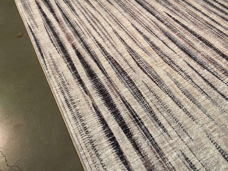 Magnificent Modern Rug 5x8