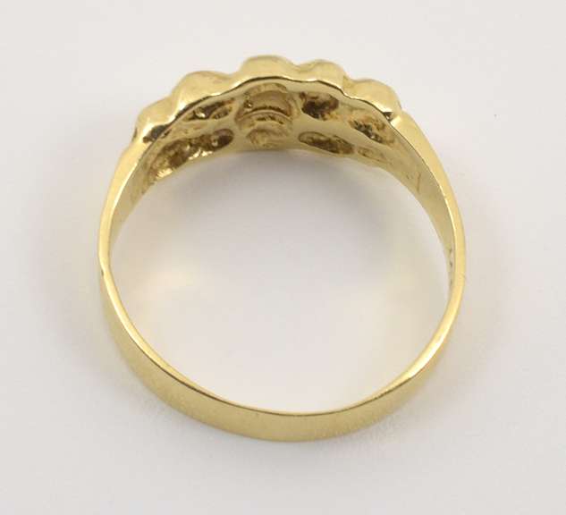 Sweet 14k Small Nugget Ring