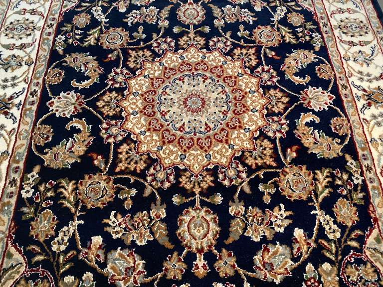 Fine Silk & Wool Kashan Rug 4x6