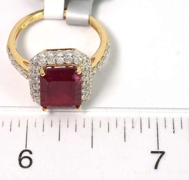 Incredible 14KT Ruby & Diamond Ring