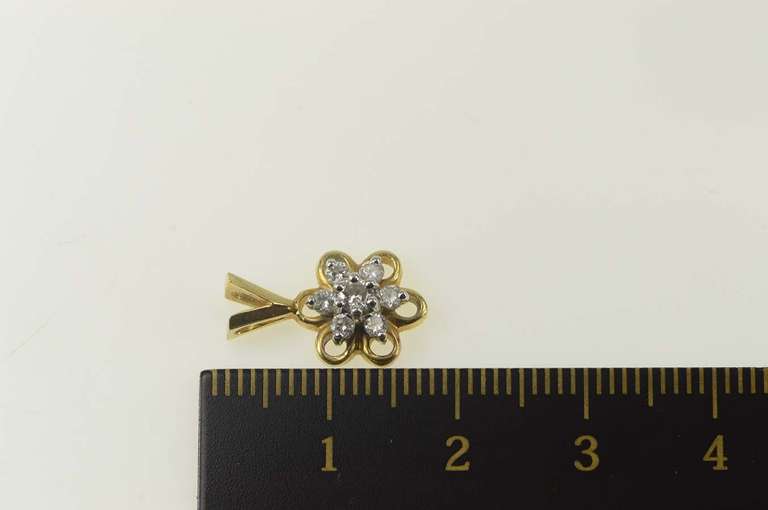 14K Yellow Gold Flower Diamond Flower Cluster Pendant